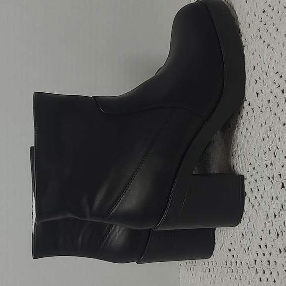 Mia Black Ankle Boots NWT 8.5 - Picture 3 of 13